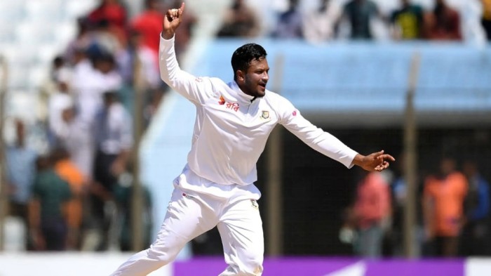 টেস্টে বাংলাদেশের পক্ষে সর্বাধিক উইকেট শিকারী